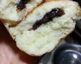 Foto langkah ke 8 dari resep Donat Lembut isi Coklat cuma 1 x proofing.
