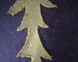 A picture of step 8 of Christmas tree Paratha.