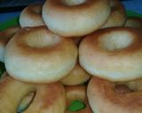 Foto langkah ke 4 dari resep Donut empuk tanpa telur.