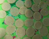 Foto langkah ke 2 dari resep Pastel Mini Keju Pedas.