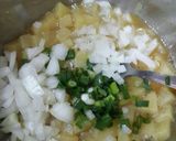 Foto langkah ke 2 dari resep Martabak Kentang.