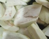 عکس مرحله 1 از دستور کشک بادمجان رژیمی