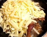 A picture of step 3 of Fried potatoes with wild mushrooms.