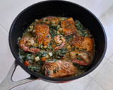 Foto del paso 10 de la receta: Salmón con salsa de espinacas y verduritas con gambas
