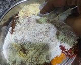 कुरकुरीत भेंडी (Kurkurit Bhendi Recipe In Marathi) रेसिपी स्टेप 2 फोटो 