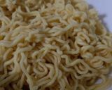 Foto langkah ke 3 dari resep Mie Goreng Tumis Simple.