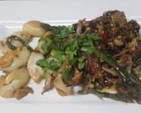 Foto del paso 8 de la receta: Chipirones con espárragos
