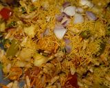 ભેળ (Bhel Recipe In Gujarati) રેસીપી સ્ટેપ4ફોટો