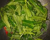 Foto langkah ke 4 dari resep Tumis Kangkung.