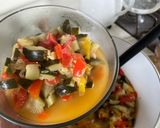 A picture of step 2 of Zucchini with Bell Peppers.