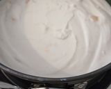 A picture of step 4 of Peach pie.