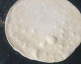 ફુલકા રોટલી (Fulka Rotli Recipe In Gujarati) રેસીપી સ્ટેપ2ફોટો