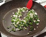 A picture of step 2 of Zucchini Puff Pastry Pie.