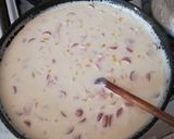 Sajtos-tejfölös tészta extrákkal recept fázis 3 fotója