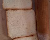 A picture of step 2 of French Toast Rollups.
