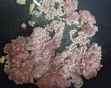 รูปขั้นตอนการทำที่ 1 ของ หมูสับผัดไข่ใส่มะเขือเทศและแครอท เมนูเด็ก 1 ขวบขึ้นไป