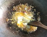 Foto langkah ke 2 dari resep Nasi Goreng Kampung Enak Resep ala Chef Table.