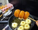Foto langkah ke 6 dari resep Honey Donut (Donat Madu).