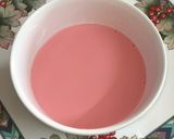 A picture of step 5 of Vermicelli Strawberry Custard.