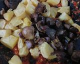 Foto langkah ke 4 dari resep Sambal Goreng Ati Ampela Kentang.
