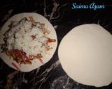 A picture of step 4 of Chicken cheese paratha😍.