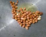 A picture of step 2 of Sabudana khichdi.