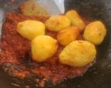 A picture of step 4 of Lasaniya Batata With Methi Thepla - Spicy Garlicky Potato Curry With Thepla - Gujarati Cuisine.