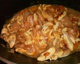 Foto del paso 3 de la receta: Strogonoff de pollo con papas pay (Estrogonofe de frango com batata palha)