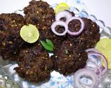A picture of step 3 of Tawa kabab.