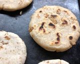 Foto del paso 4 de la receta: Gorditas de queso con masa con chicharrón