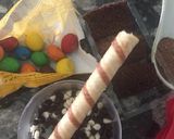 A picture of step 4 of KitKat Shake.