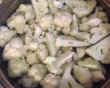 Foto del paso 2 de la receta: Pastas de coliflor en salsa blanca