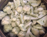 Foto del paso 2 de la receta: Pastas de coliflor en salsa blanca