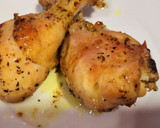 Foto del paso 4 de la receta: Muslitos de pollo asado con mostaza y patatas