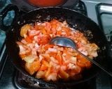 A picture of step 5 of Fry Aalo byngan ki bhaji.