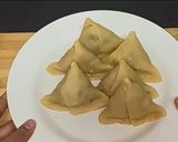 A picture of step 14 of Punjabi samosa | #weekbrown #rainbowchallange.