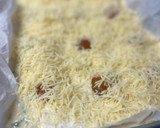 Foto del paso 6 de la receta: Pastel de espárragos trigueros con queso de cabra y cebolla caramelizada