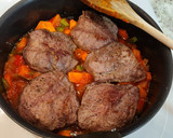 Foto del paso 4 de la receta: Carrilleras ibéricas en salsa de boniato y pimientos