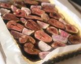 Une image de l'étape 3 de Tarte aux figues fleurs.