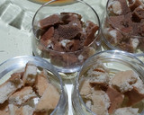 Foto del paso 2 de la receta: Tiramisú con masa de pionono súper fácil