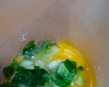 Foto langkah ke 2 dari resep Stir fry egg chicken🐔.