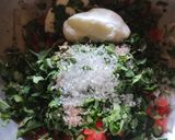 A picture of step 4 of Tri colour salad.