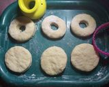 A picture of step 9 of Doughnut.