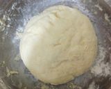 Foto del paso 4 de la receta: Medialunas saladas con royal