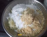 A picture of step 4 of Sago Flour Rolls.