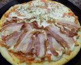 Foto del paso 4 de la receta: Pizza con panceta y huevo frito (2 variedades)