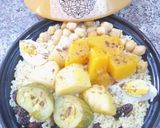 Une image de l'étape 4 de Couscous aux légumes, raisin sec, dédragé et sésame.