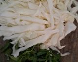 Foto langkah ke 9 dari resep Soto Ayam Bumbu Marinasi.