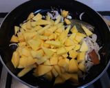A picture of step 1 of Pumpkin Soup.