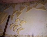 Foto del paso 5 de la receta: Medialunas de manteca (como las de panadería)
